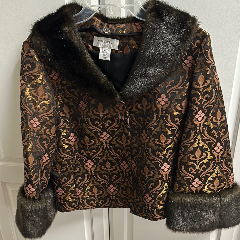 Fur Jacket with detachable fur collar